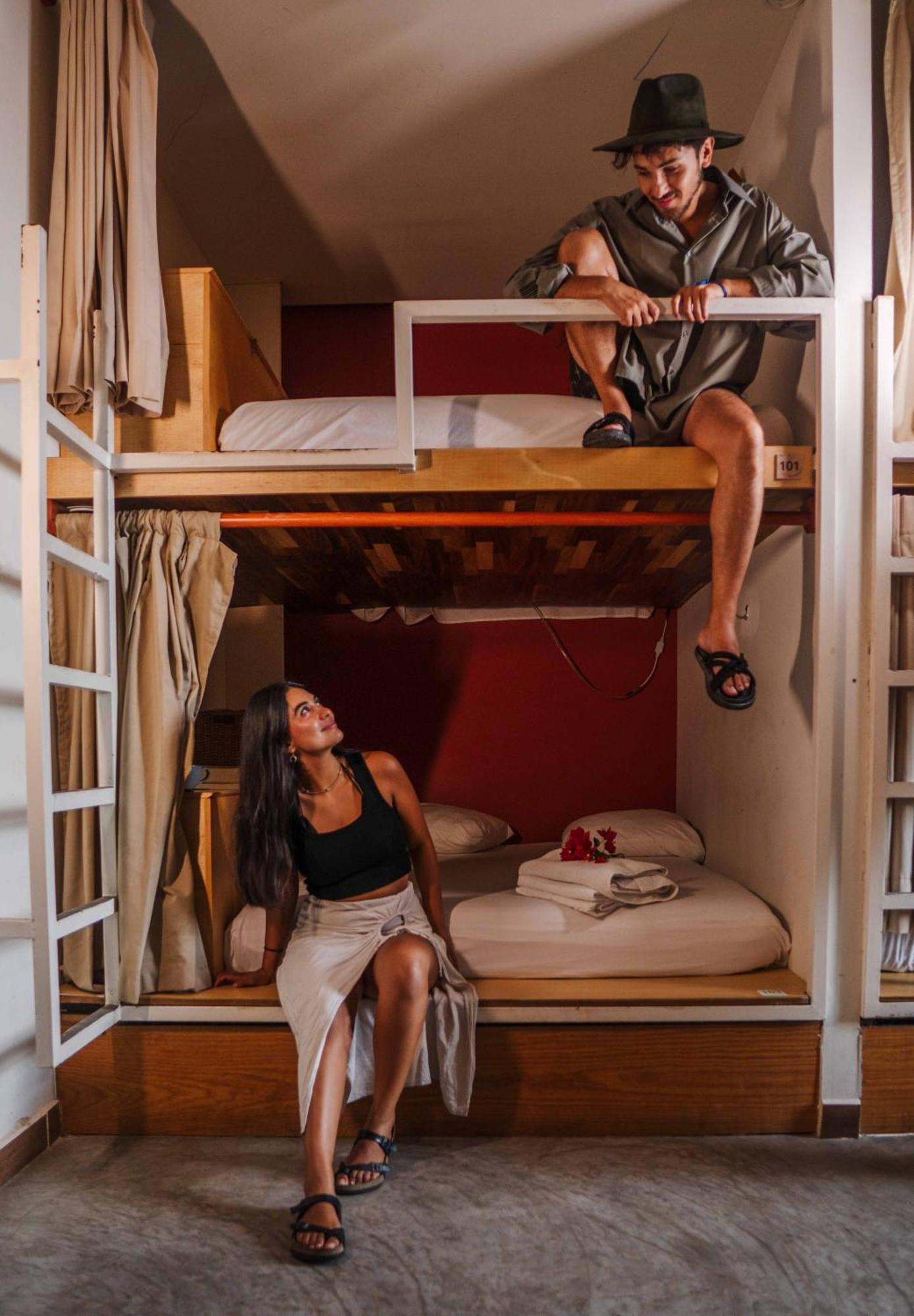 Oostel Smart Hostel - Tulum Pueblo (Adults Only) Экстерьер фото