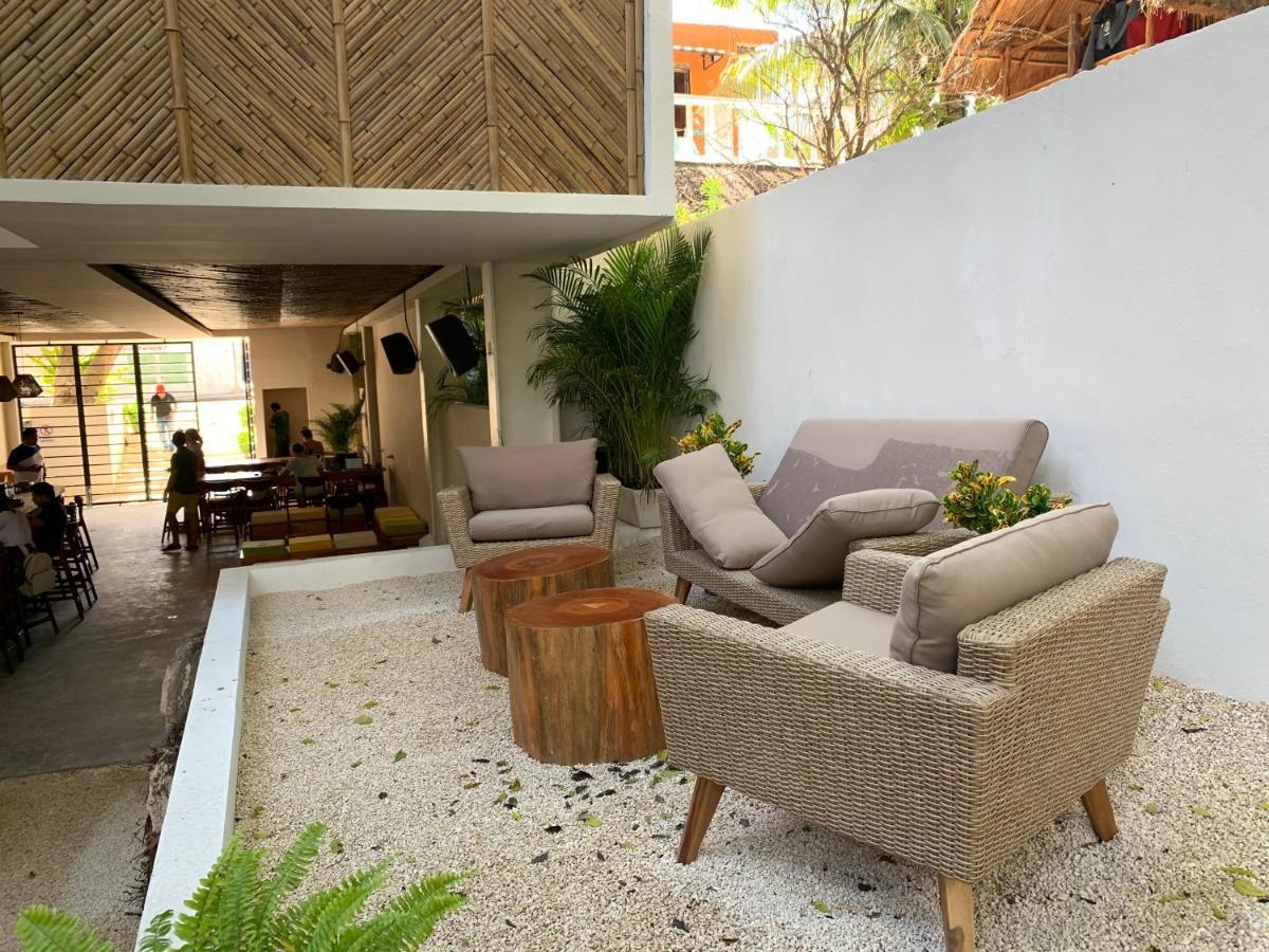 Oostel Smart Hostel - Tulum Pueblo (Adults Only) Экстерьер фото